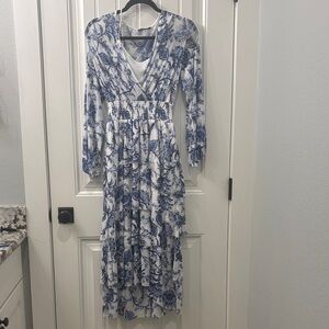 Tommy Hilfiger White and Blue Floral Long Sleeve Dress